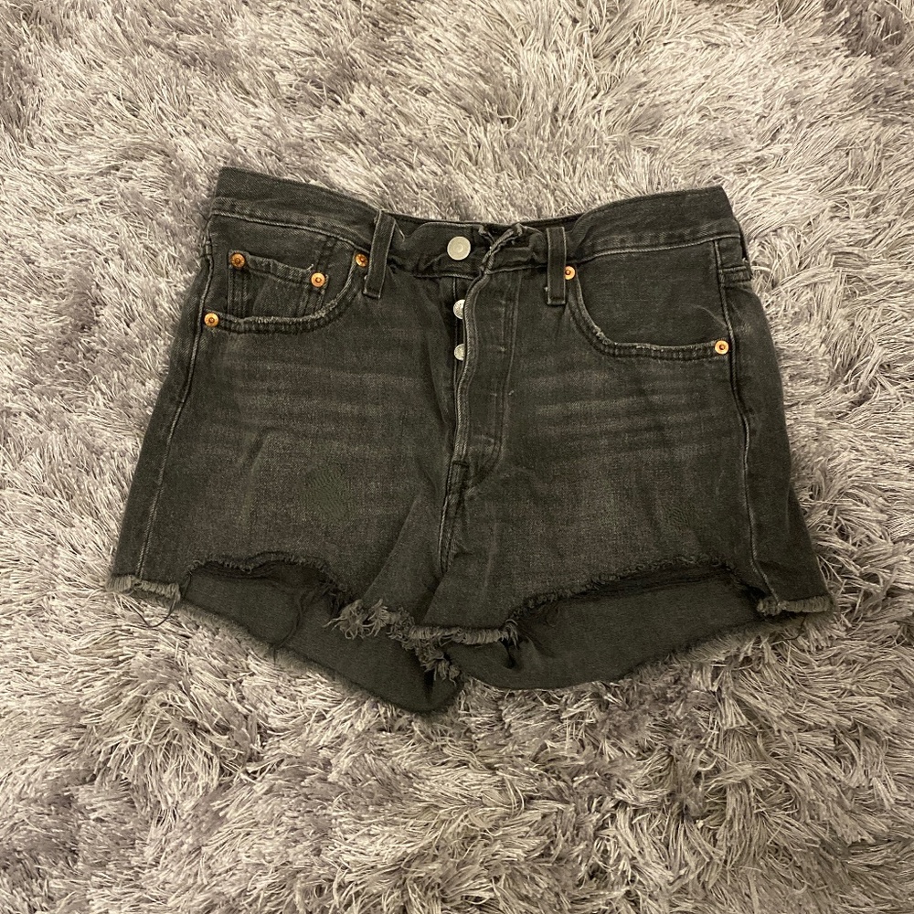 Levi’s 550 Shorts